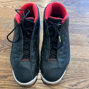 Jordan 13 Retro Low “Black/Metallic Gold-University Red-White”